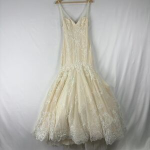 Unknown Lace Backless Wedding Dress